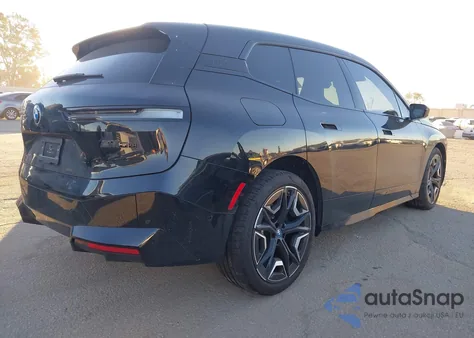 2025 BMW Ix M60 z USA, uszkodzony, nr VIN WB533CF03SCS28505